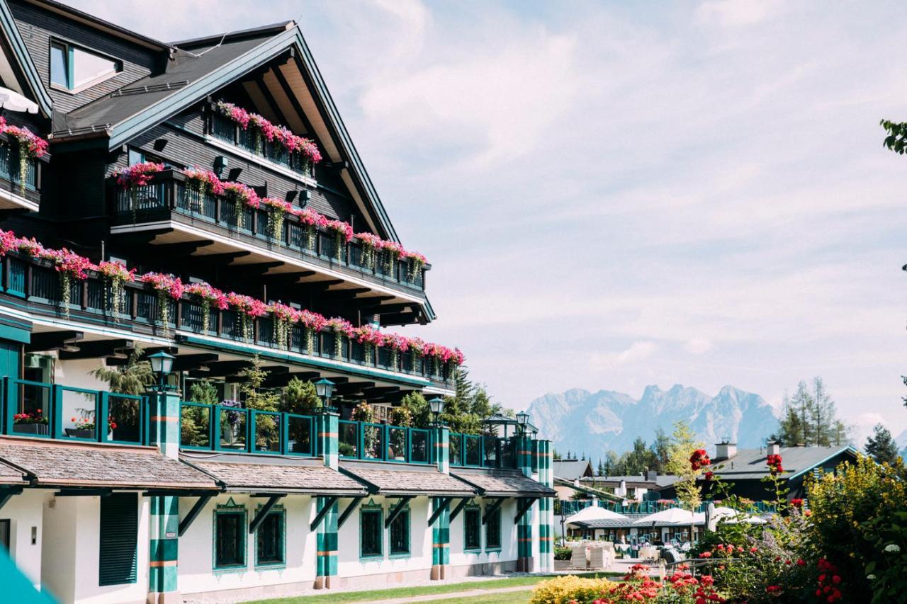 Alpin Resort Sacher Seefeld in Tirol Extérieur photo
